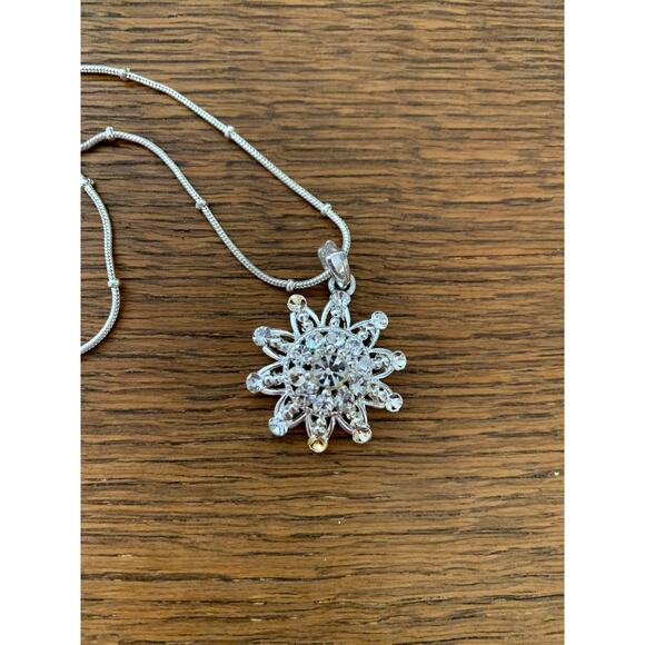 New Rhinestone Star Cluster Pave Rhodium Necklace - Picture 2 of 4